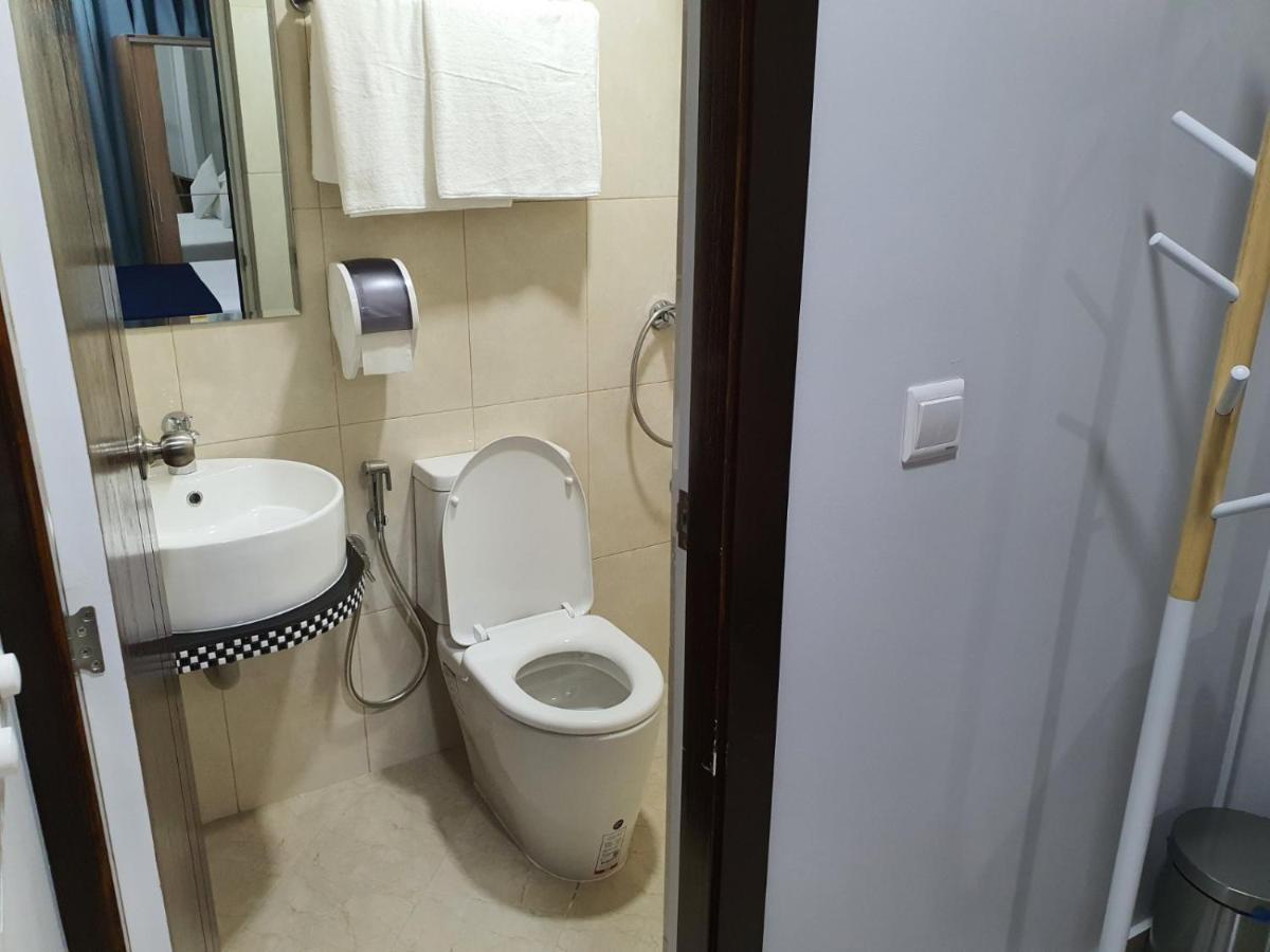 Tour Inn Malé Buitenkant foto