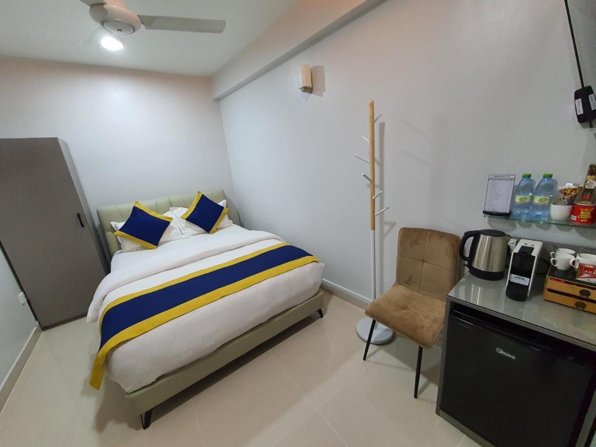 Tour Inn Malé Buitenkant foto